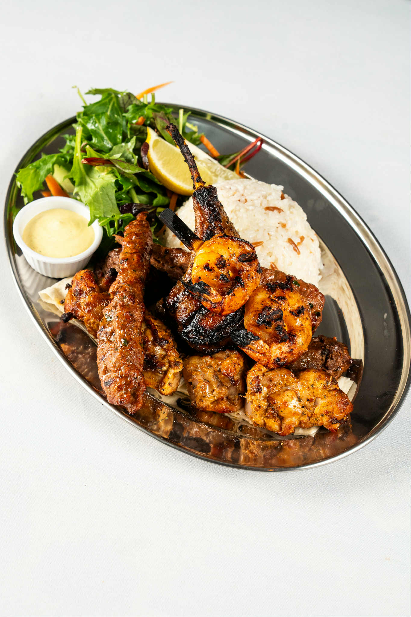 Lunch & Dinner: Bar & Grill